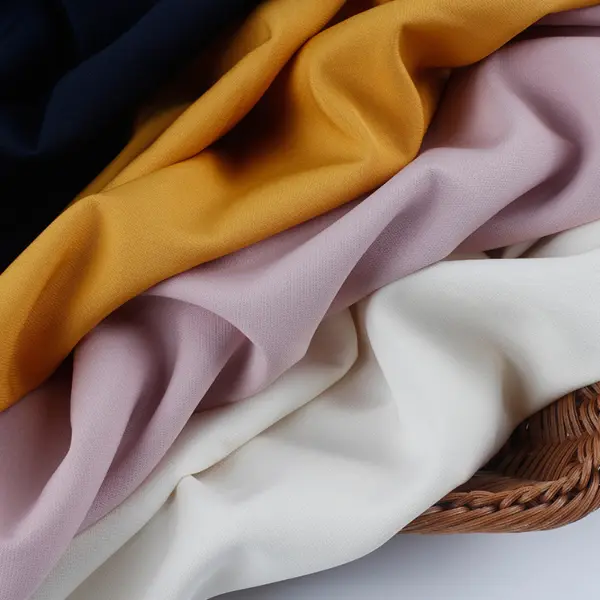 A kétrétegű, négyirányú sztreccs szövet technikai frissítést kapott – a Nashe Textile új kollekciója felhívja az ipar figyelmét