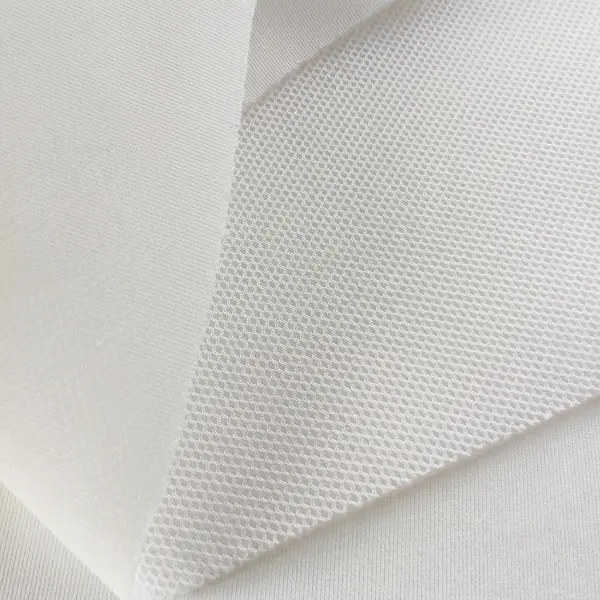 Mi az a Mesh Fabric? Miért olyan fontos ez a sportruházatban?